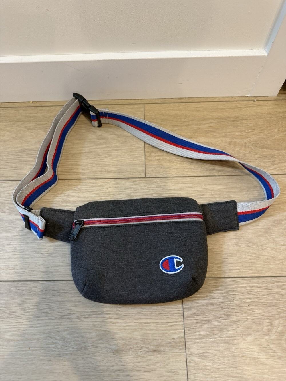 Champion Gray Small Messenger Crossbody Bag Zip Closure Adjustable Strap